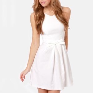 White Lulus dress